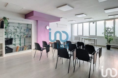 Propiedad comercial de 291 m² en alquiler en Barcelona, Cataluña, Spain № 5142 - foto 10
