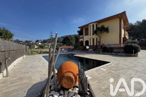Сasa de 3 dormitorios en venta en Calafell, Tarragona, Cataluña, Spain № 7506