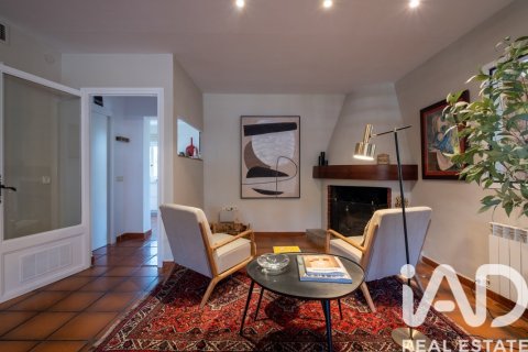 3 bedrooms house for sale in Alcoletge, Lleida, Catalonia, Spain № 7505 - photo 23