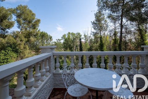 3 bedrooms house for sale in Alcoletge, Lleida, Catalonia, Spain № 7505 - photo 11