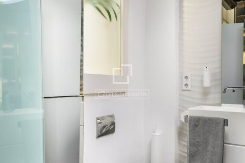 Apartamento de 2 dormitorios en venta en Barcelona, Cataluña, Spain № 4507 - foto 25