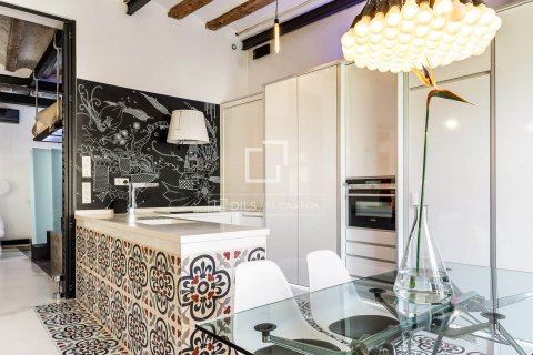 Apartamento de 2 dormitorios en venta en Barcelona, Cataluña, Spain № 4507 - foto 5