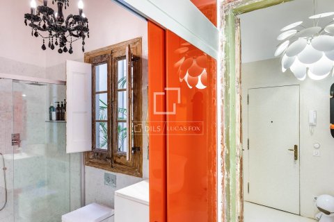 Apartamento de 2 dormitorios en venta en Barcelona, Cataluña, Spain № 4507 - foto 17