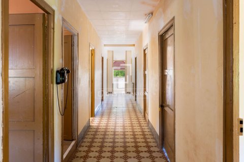Villa de 9 dormitorios en venta en Premia De Dalt, Barcelona, Cataluña, Spain № 4502 - foto 11