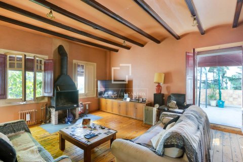 Villa de 9 dormitorios en venta en Premia De Dalt, Barcelona, Cataluña, Spain № 4502 - foto 19
