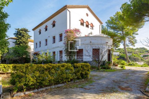 Villa de 9 dormitorios en venta en Premia De Dalt, Barcelona, Cataluña, Spain № 4502 - foto 30