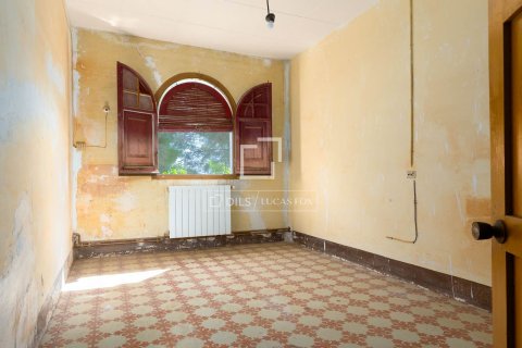 Villa de 9 dormitorios en venta en Premia De Dalt, Barcelona, Cataluña, Spain № 4502 - foto 16