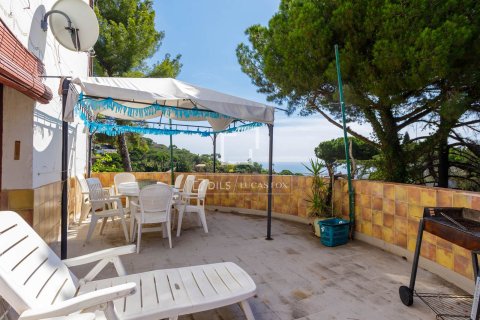 Villa de 9 dormitorios en venta en Premia De Dalt, Barcelona, Cataluña, Spain № 4502 - foto 21