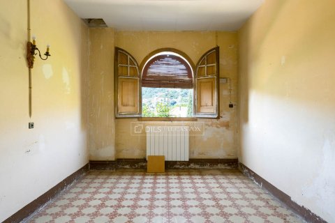 Villa de 9 dormitorios en venta en Premia De Dalt, Barcelona, Cataluña, Spain № 4502 - foto 14