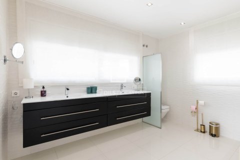 7 bedrooms villa for rent in Castelldefels, Barcelona, Catalonia, Spain № 4508 - photo 20