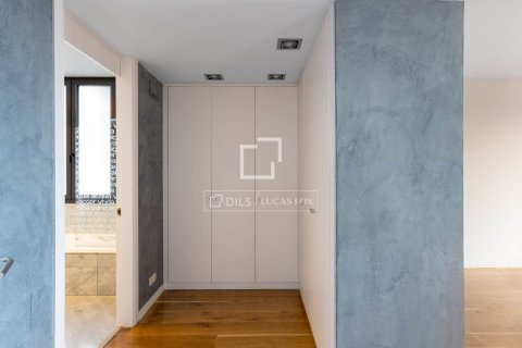 Villa de 4 dormitorios en venta en Sant Vicenc De Montalt, Barcelona, Cataluña, Spain № 3861 - foto 13