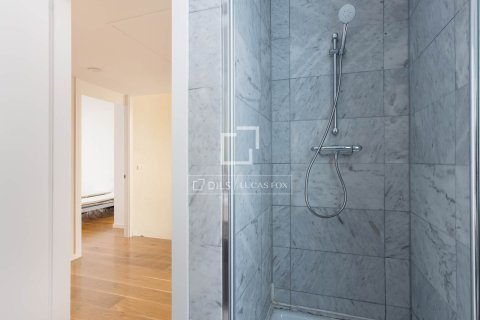 Villa de 4 dormitorios en venta en Sant Vicenc De Montalt, Barcelona, Cataluña, Spain № 3861 - foto 19