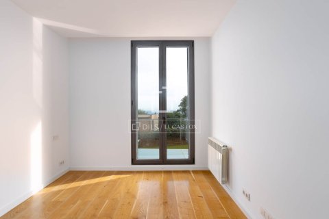 Villa de 4 dormitorios en venta en Sant Vicenc De Montalt, Barcelona, Cataluña, Spain № 3861 - foto 16
