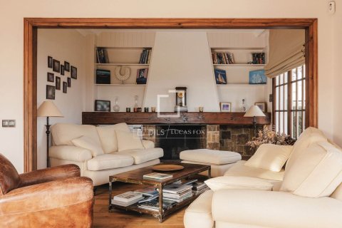 6 bedrooms villa for sale in Cabrera de Mar, Barcelona, Catalonia, Spain № 3858 - photo 5