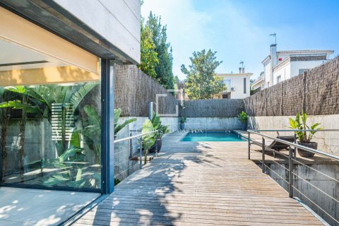 Villa de 6 dormitorios en venta en Sant Cugat del Vallès, Barcelona, Cataluña, Spain № 6394 - foto 9
