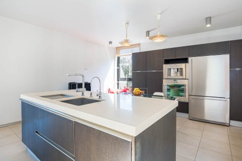 Villa de 6 dormitorios en venta en Sant Cugat del Vallès, Barcelona, Cataluña, Spain № 6394 - foto 21