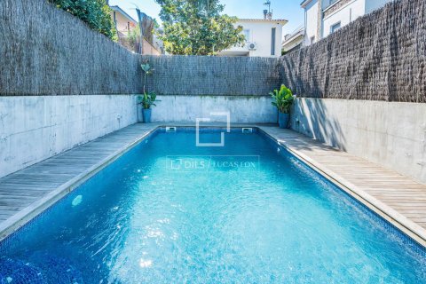 Villa de 6 dormitorios en venta en Sant Cugat del Vallès, Barcelona, Cataluña, Spain № 6394 - foto 13