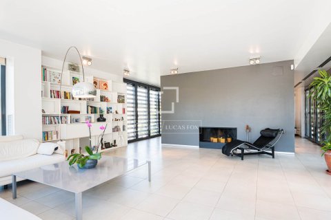 Villa de 6 dormitorios en venta en Sant Cugat del Vallès, Barcelona, Cataluña, Spain № 6394 - foto 4
