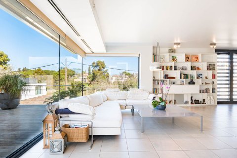 Villa de 6 dormitorios en venta en Sant Cugat del Vallès, Barcelona, Cataluña, Spain № 6394 - foto 7