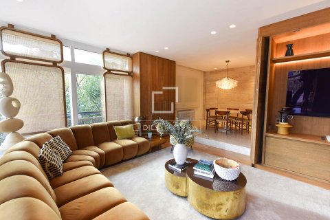 4 bedrooms apartment for sale in Barcelona, Catalonia, Spain № 6395 - photo 7