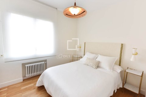 4 bedrooms apartment for sale in Barcelona, Catalonia, Spain № 6395 - photo 17