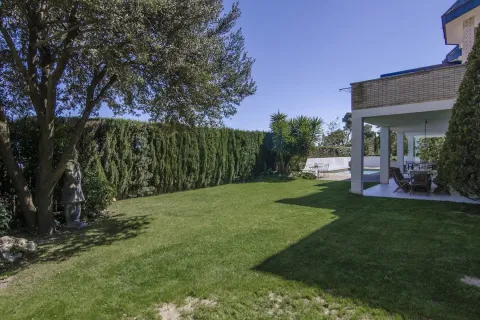Сasa de 7 dormitorios en venta en Barcelona, Cataluña, Spain № 1608 - foto 15