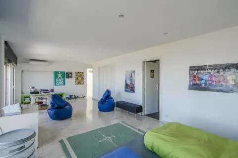 Сasa de 7 dormitorios en venta en Barcelona, Cataluña, Spain № 1608 - foto 6