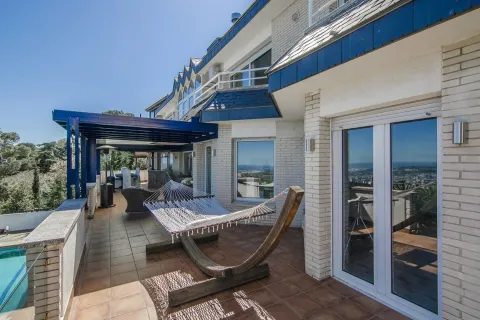 Сasa de 7 dormitorios en venta en Barcelona, Cataluña, Spain № 1608 - foto 7