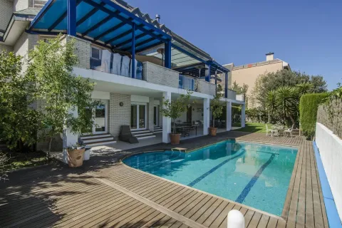 Сasa de 7 dormitorios en venta en Barcelona, Cataluña, Spain № 1608