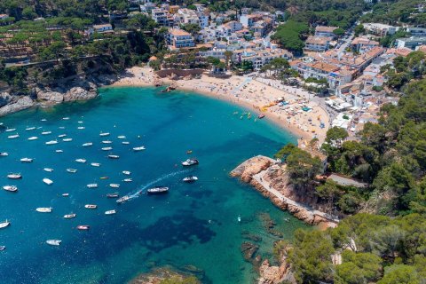 Сasa de 4 dormitorios en venta en Tamariu, Gerona, Cataluña, Spain № 1606 - foto 11