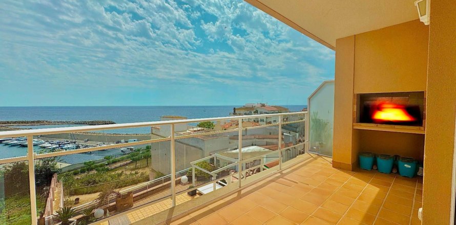 3 bedrooms apartment for sale in Palamos, Girona, Catalonia, Spain № 1609