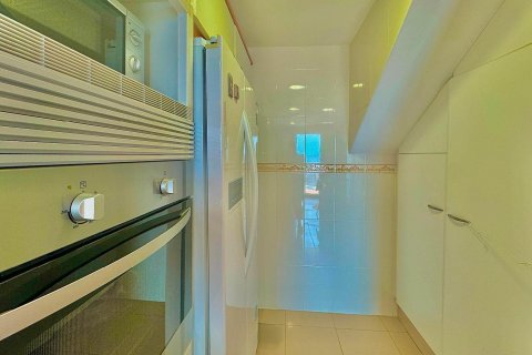 3 bedrooms apartment for sale in Palamos, Girona, Catalonia, Spain № 1609 - photo 10