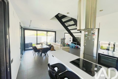 Купить дом в Рода де Бера, Испания с 3 спальни, 176м², № 7547 - фото 13