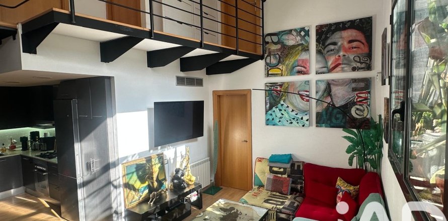 2 bedrooms duplex for sale in Barcelona, Catalonia, Spain № 7551