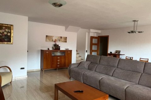Dúplex de 5 dormitorios en venta en Terrassa, Barcelona, Cataluña, Spain № 7550 - foto 5