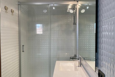 Dúplex de 5 dormitorios en venta en Terrassa, Barcelona, Cataluña, Spain № 7550 - foto 25