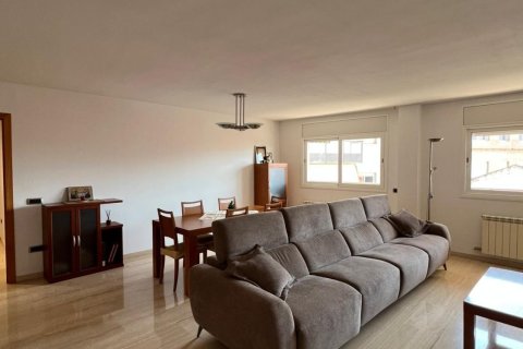 Dúplex de 5 dormitorios en venta en Terrassa, Barcelona, Cataluña, Spain № 7550 - foto 2