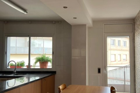 Dúplex de 5 dormitorios en venta en Terrassa, Barcelona, Cataluña, Spain № 7550 - foto 11