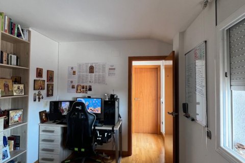 Dúplex de 5 dormitorios en venta en Terrassa, Barcelona, Cataluña, Spain № 7550 - foto 20