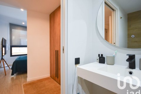 Apartamento de 3 dormitorios en venta en Vilanova i la Geltrú, Barcelona, Cataluña, Spain № 7549 - foto 24