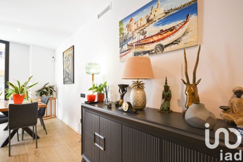 Apartamento de 3 dormitorios en venta en Vilanova i la Geltrú, Barcelona, Cataluña, Spain № 7549 - foto 28