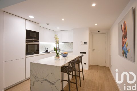 Apartamento de 3 dormitorios en venta en Vilanova i la Geltrú, Barcelona, Cataluña, Spain № 7549 - foto 7