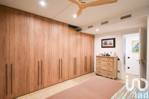 Apartamento de 3 dormitorios en venta en Vilanova i la Geltrú, Barcelona, Cataluña, Spain № 7549 - foto 14