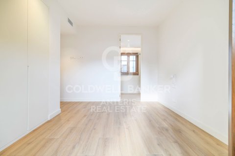 Ático de 2 dormitorios en venta en Barcelona, Cataluña, Spain № 5336 - foto 13
