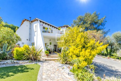 Villa de 4 dormitorios en venta en Sitges, Barcelona, Cataluña, Spain № 6593 - foto 25