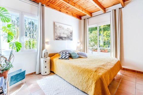 Villa de 4 dormitorios en venta en Sitges, Barcelona, Cataluña, Spain № 6593 - foto 16