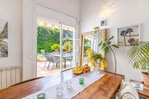 Villa de 4 dormitorios en venta en Sitges, Barcelona, Cataluña, Spain № 6593 - foto 4