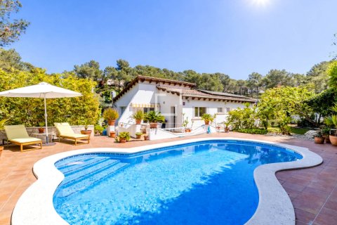 Villa de 4 dormitorios en venta en Sitges, Barcelona, Cataluña, Spain № 6593
