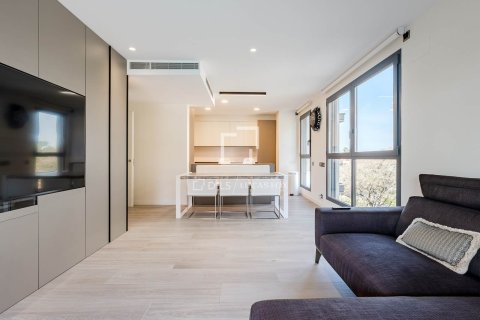 Apartamento de 3 dormitorios en venta en Esplugues de Llobregat, Barcelona, Cataluña, Spain № 6590 - foto 8