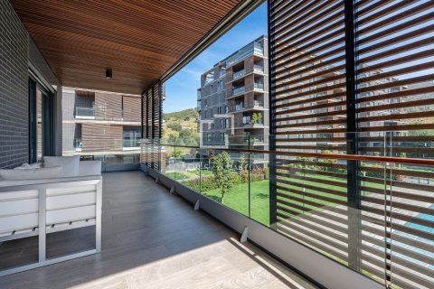 Apartamento de 3 dormitorios en venta en Esplugues de Llobregat, Barcelona, Cataluña, Spain № 6590 - foto 3
